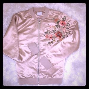FOREVER 21 SILKY JACKET